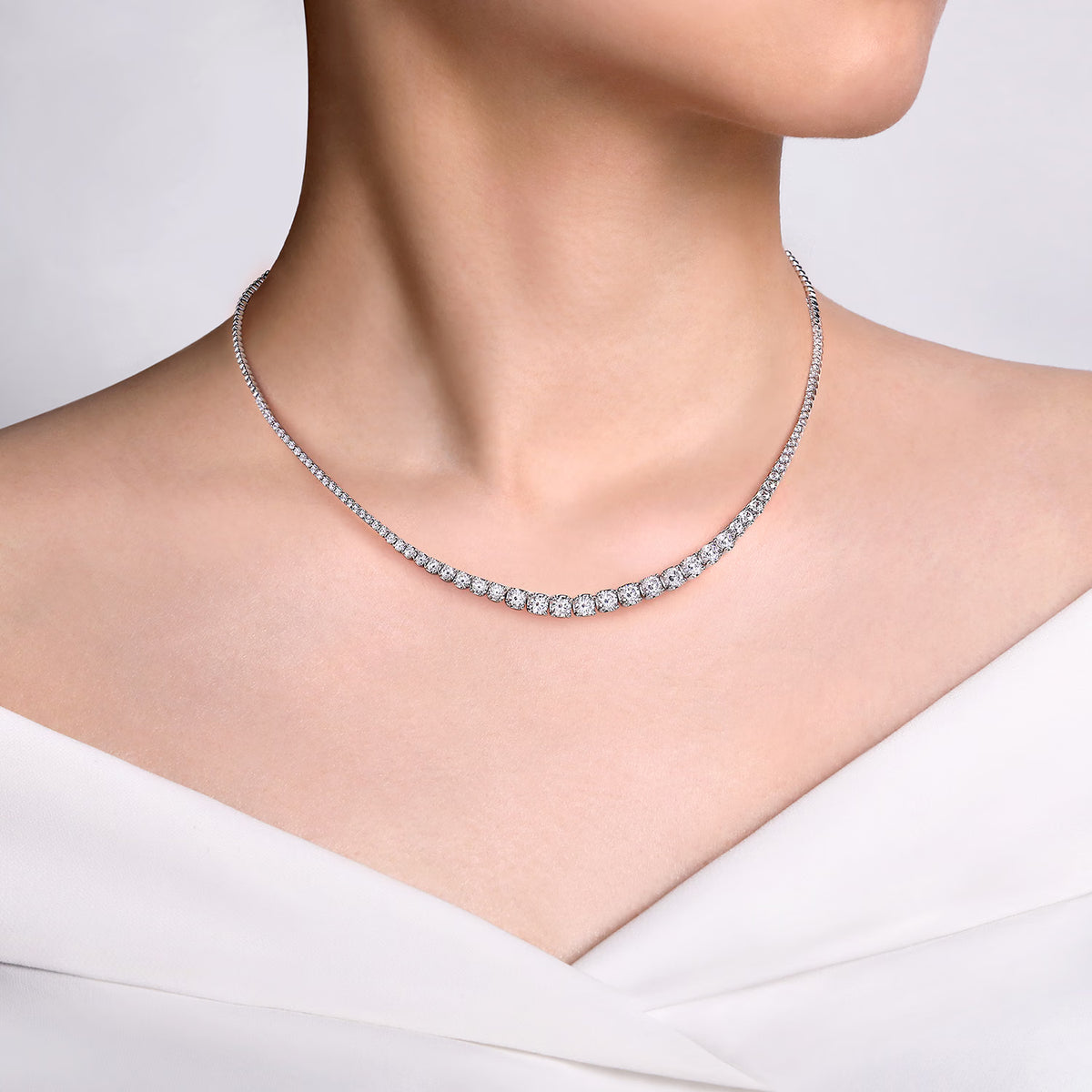 18K yellow gold half graduated diamond tennis necklace, lab grown diamond jewellery Dubai
