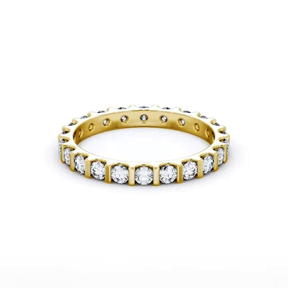 Eternity round cut lab grown diamond Yellow gold